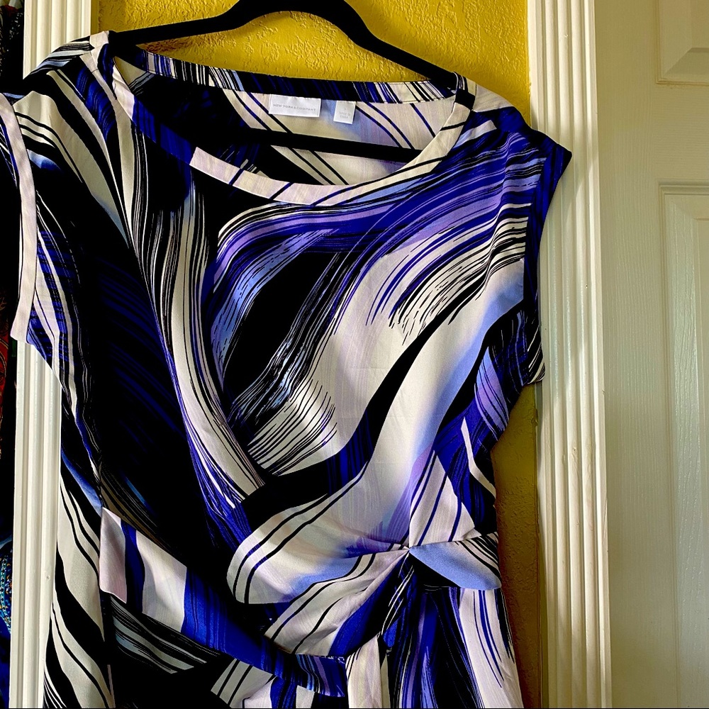 Womens blouse purple and mixed colors.  Tie in front.